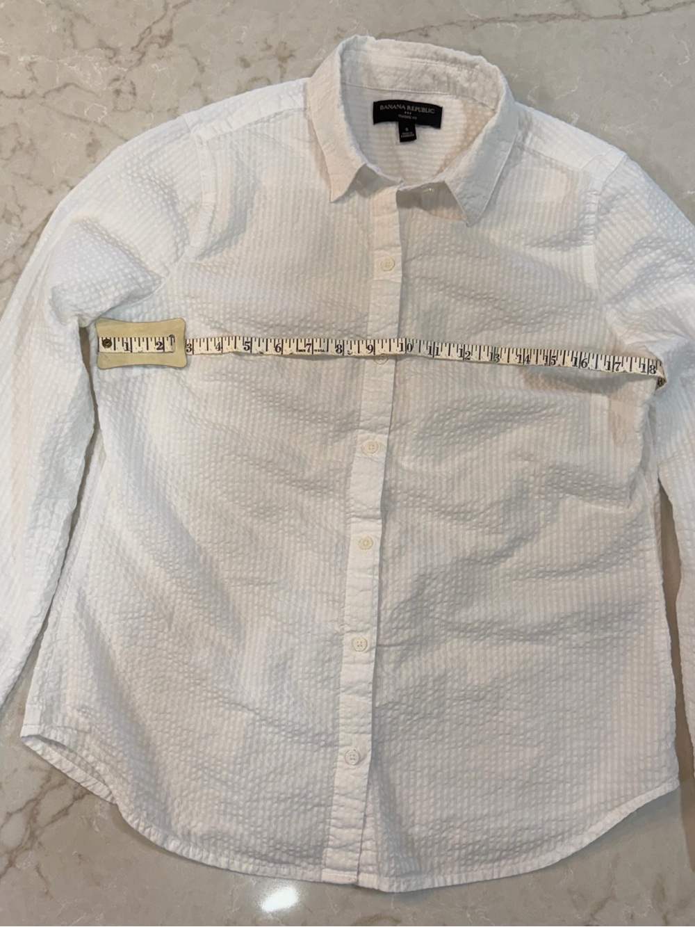 Banana Republic White Seersucker Button Down Shirt - Picture 1 of 4